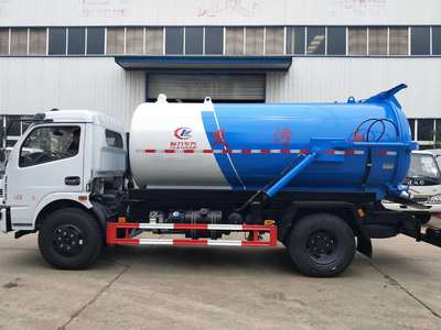 專業環保衛士 東風8噸吸污吸糞車，高效解決化糞池清理難題
